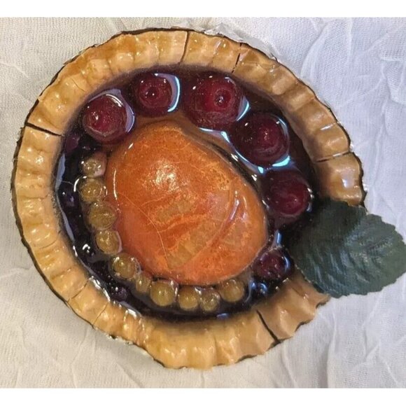 Realistic Faux Food Pie Magnet Refrigerator Fridge Resin Cherry Fruit Kitsch Vtg - Picture 16 of 16